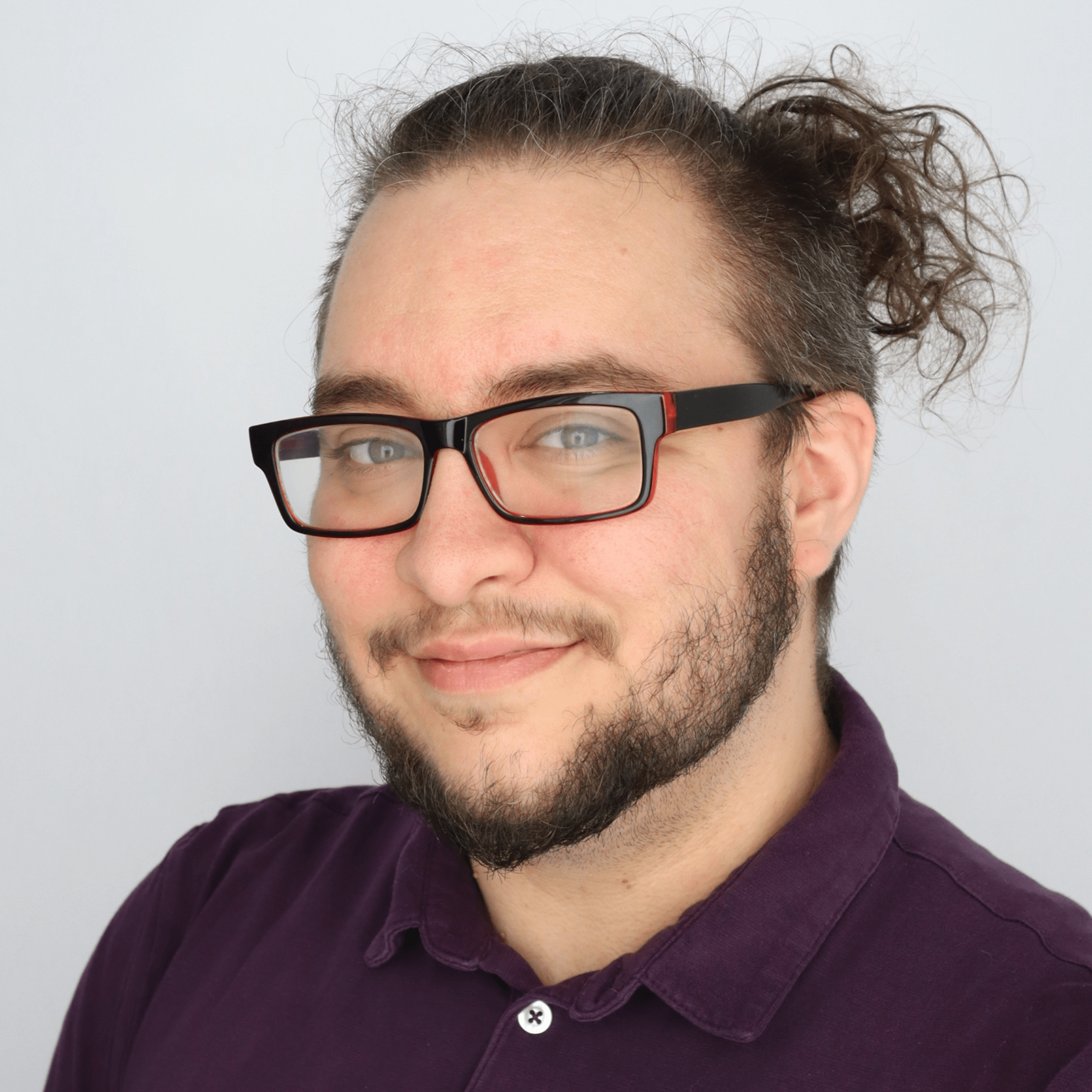 Headshot of Lee Hibbard