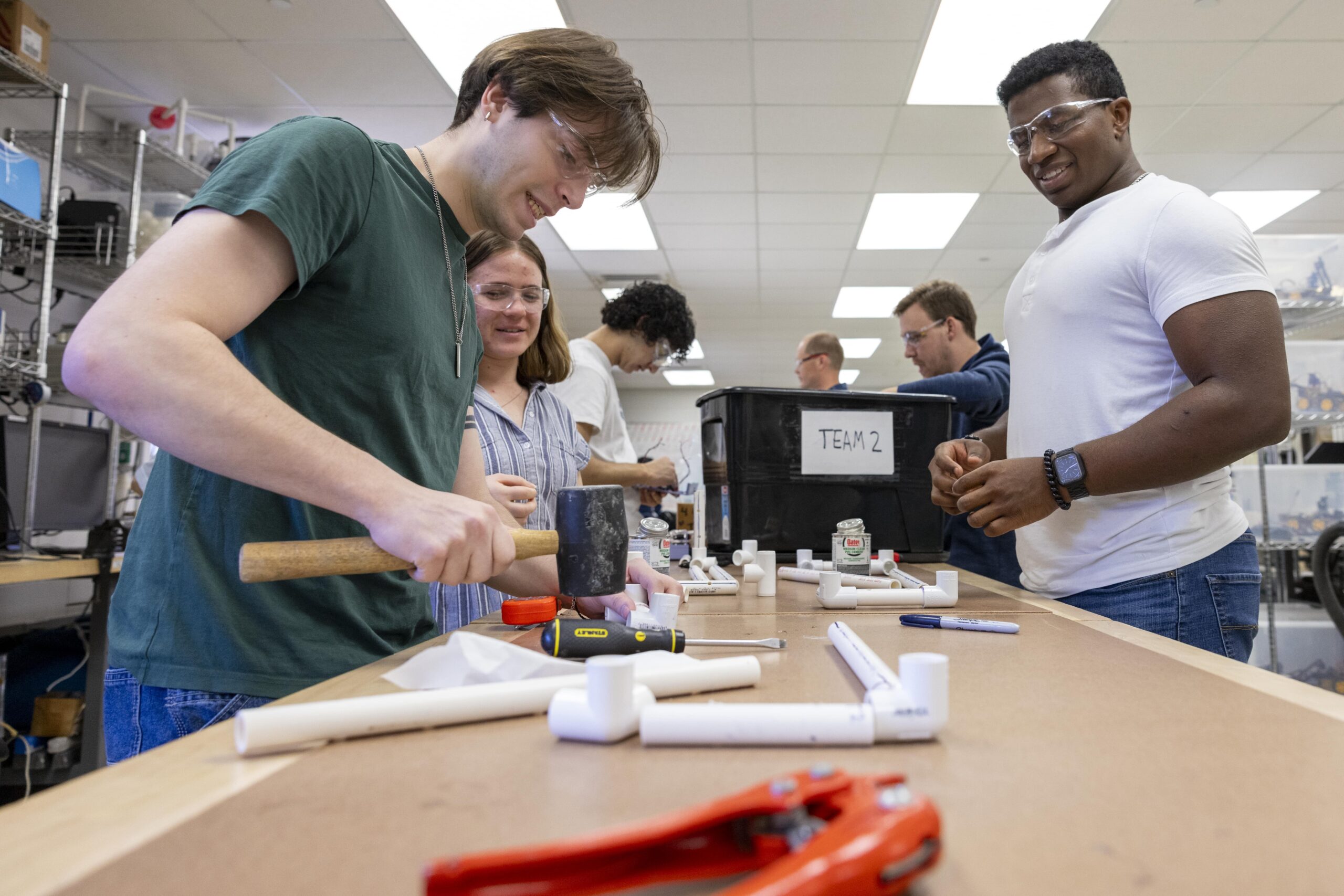 Computer mockup of underwater vehicle tank